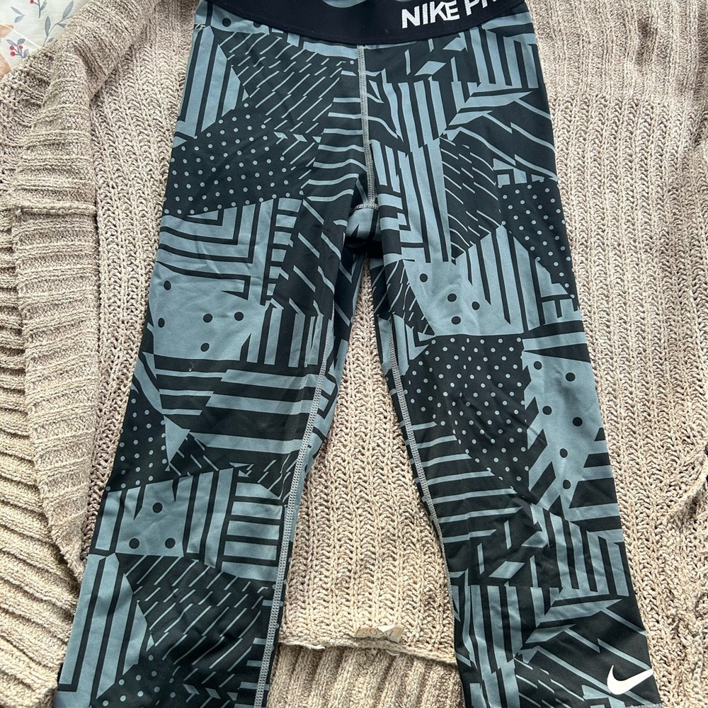 Nike Kids Black Patterned Leggings